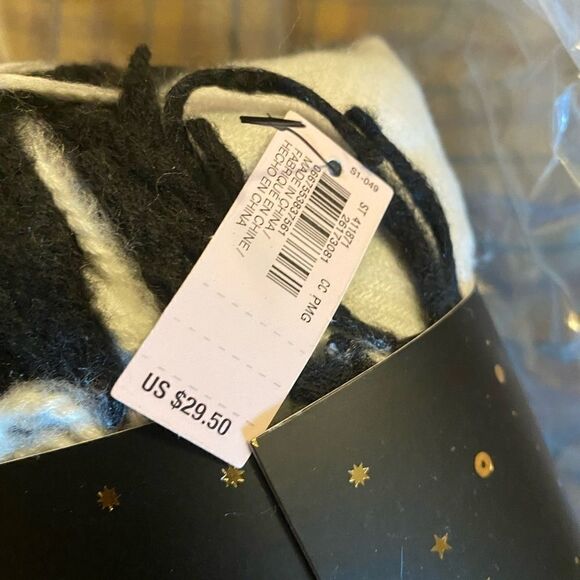 Victoria secret scarf plaid - Picture 4 of 4